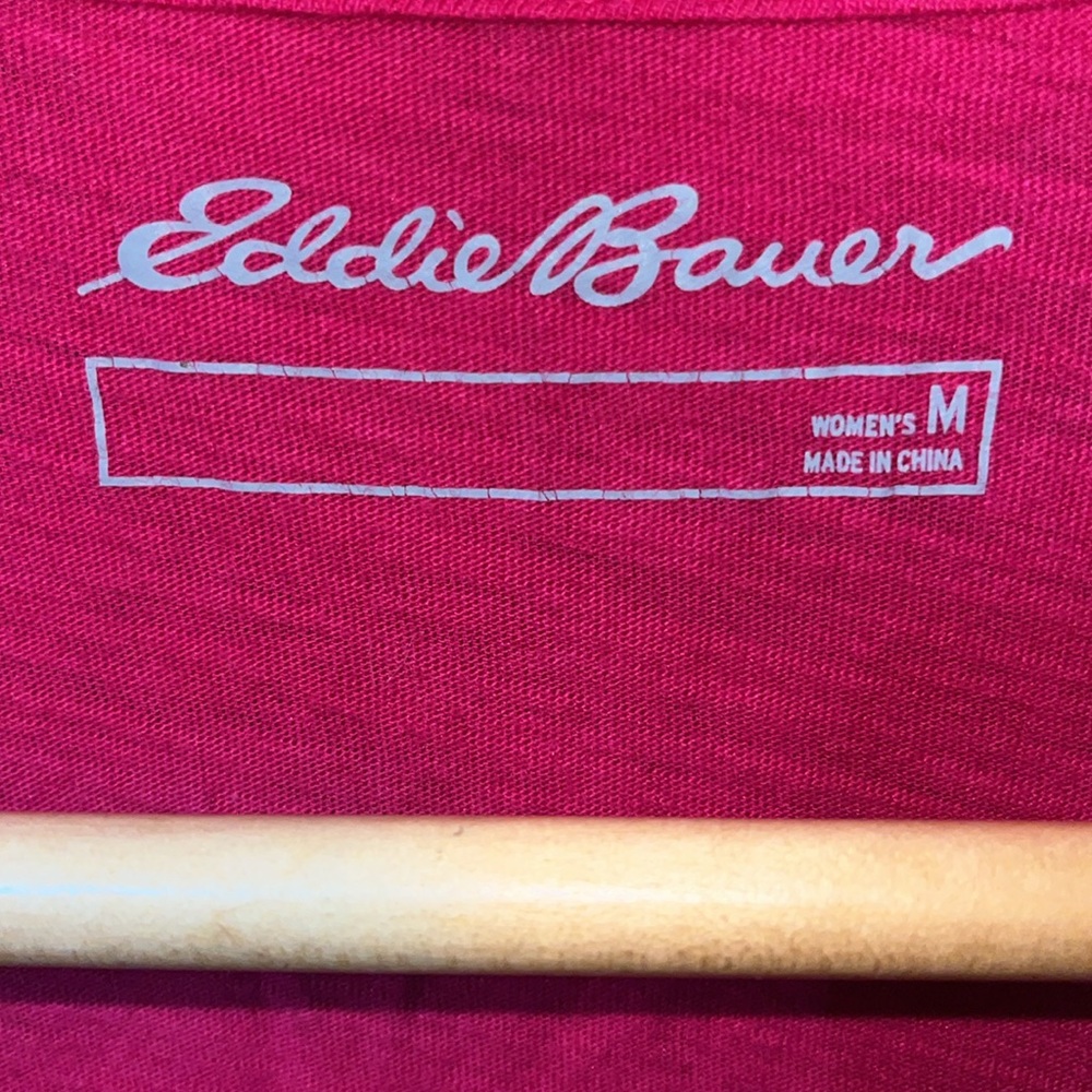 Eddie Bauer women's magenta shirt size medium - Picture 3 of 5